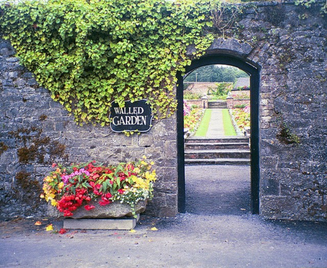 walled-garden